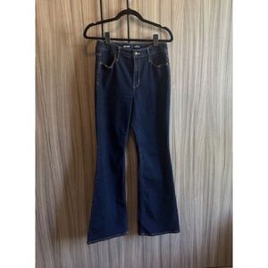 Old Navy High Rise Wow Flare Jeans